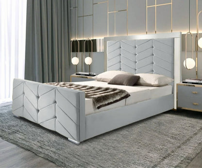 Marlow Mirrored bed